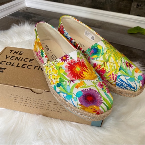 Toms Shoes - Toms Venice Collection sunshine floral on rope